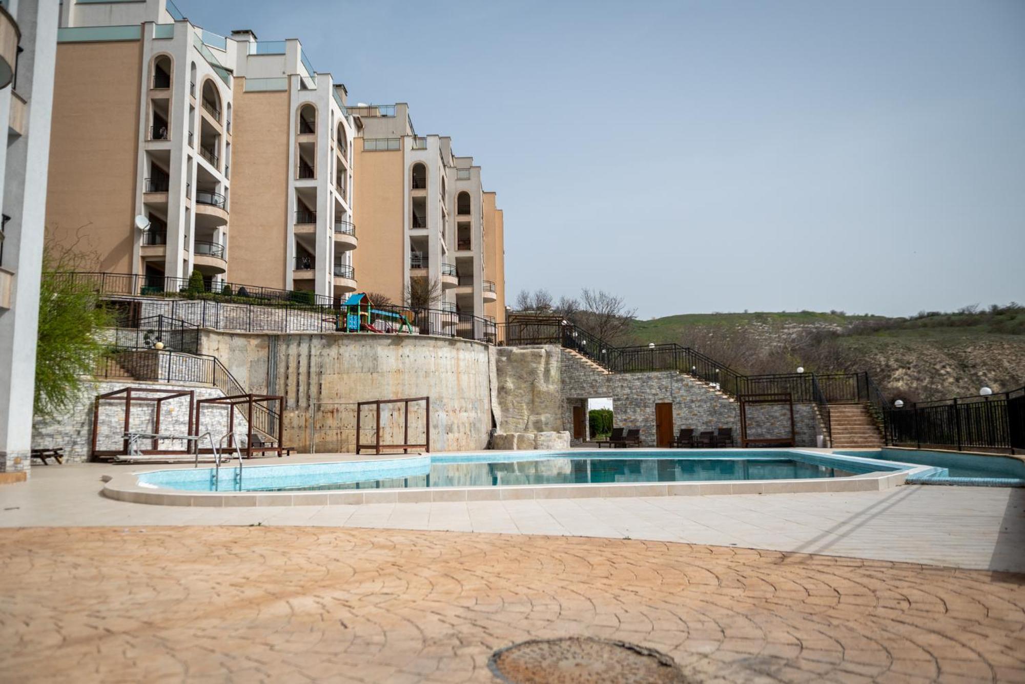Queen'S Garden Balchik Apartment Exterior photo