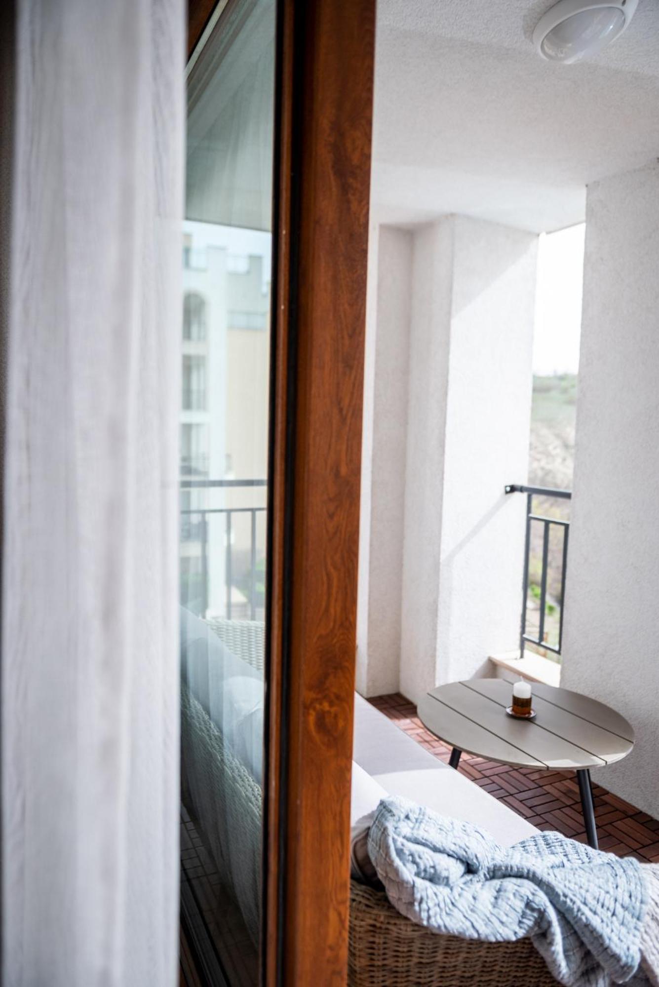 Queen'S Garden Balchik Apartment Exterior photo